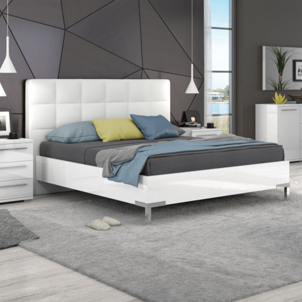 Piano Platform Bed  - Queen Size with Geometric Headboard and High-Gloss Finish - Furniture.Agency